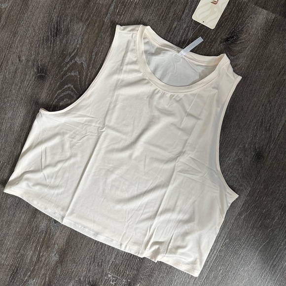 NWT - Fabletics Tank - Picture 3 of 5